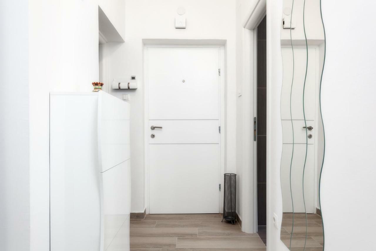 Apartman Bura セニ エクステリア 写真